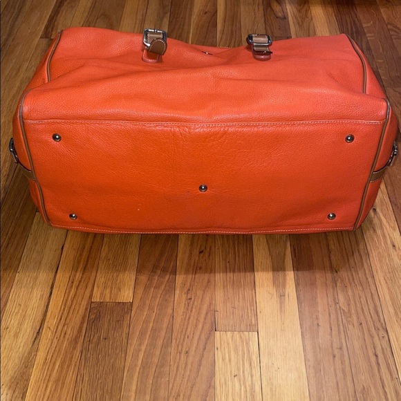 I Santi Large Pebbled Orange Leather Weekender Tote with brown handles & strap. - Picture 3 of 16